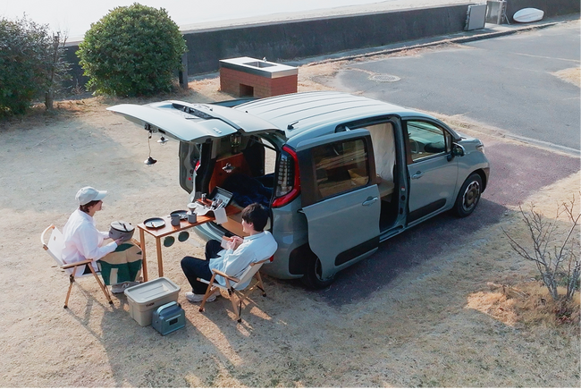 YURTが手掛ける車中泊キット「VANLIFE ROOMKIT」を大幅アップデート！価格やデザインの改善に加え、生産体制の見直しにより全国発送が可能に
