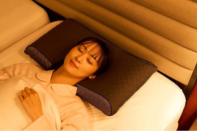 東京プリンスホテルの「やさしい快眠サポートステイ」にて、【昭和西川】の『MuAtsu Pillow Bounce（ムアツピローバウンス）』が採用されました