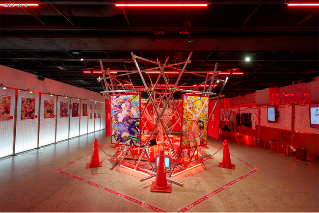 アニメ「〈物語〉シリーズ」と アーティスト Mika PikazoコラボPOP-UP『ENCOUNTER 遭遇』本日より開催