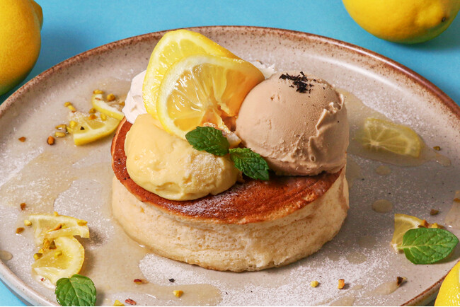 爽やかで甘酸っぱい「ハニーレモンパンケーキ　 紅茶アイス添え」が横浜モアーズ３F MARFA CAFEから、5/14(水）より新登場！