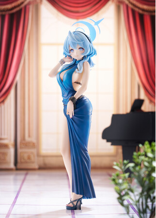 『ブルーアーカイブ -Blue Archive-』より、「アコ」が1/7スケールフィギュアになって登場！！