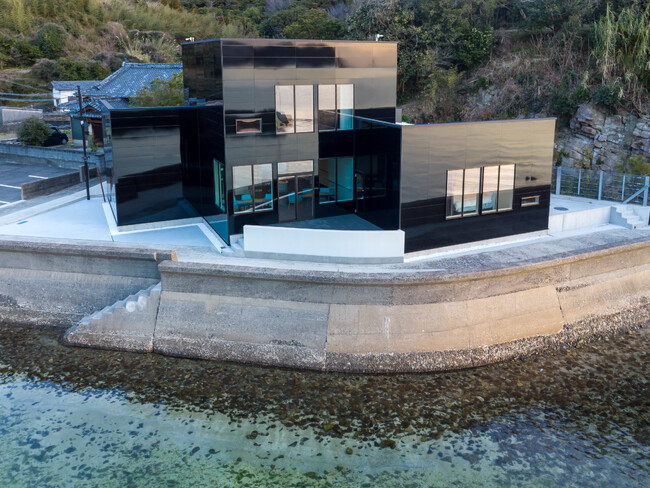 長崎県五島列島福江島に1日2組限定の「hotel 87r」がオープン!