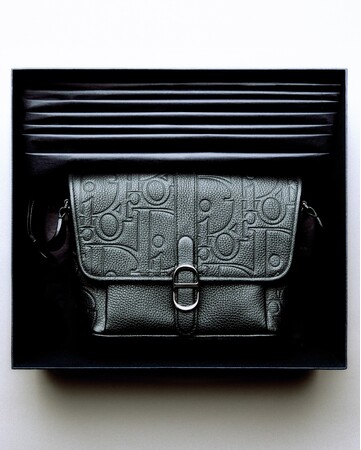【DIOR】特別な日に贈るメンズ ギフトセレクション