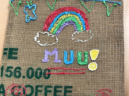 【仙台ロイヤルパークホテル】SDGsサマーキッズプログラム　　　　　　コーヒー麻袋バッグペイント＆アクセサリー作り体験