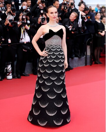 【DIOR】カンヌ国際映画祭でナタリー・ポートマンが纏ったドレスのサヴォワールフェール