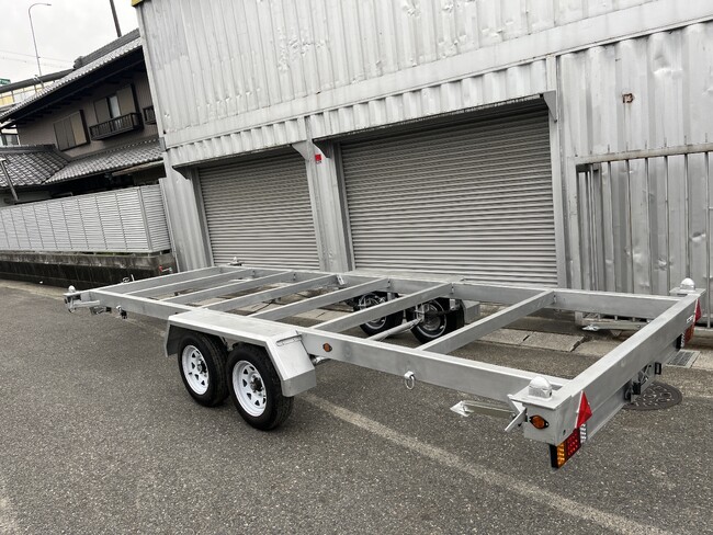 【新品】20FTコンテナ専用ライトシャーシ販売開始