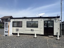 店舗外観全体 店舗外観全体