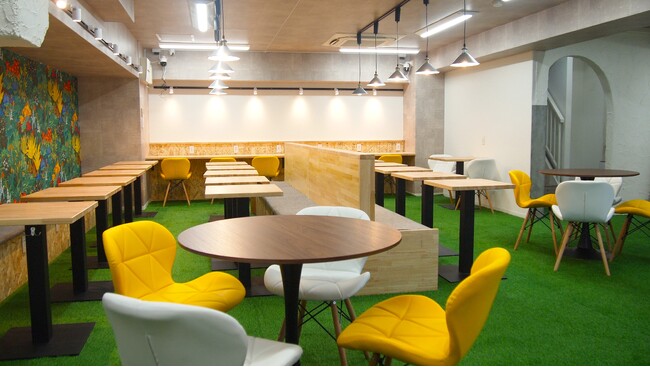 【大阪・勉強】セルフカフェ天神橋１丁目店に本の受け渡し棚を新設。読むだけじゃない本の使い方”が広がる――「捨てない」が誰かの一歩に。高速Wi-Fi/電源完備の無人カフェ/月間利用者5万人超!!