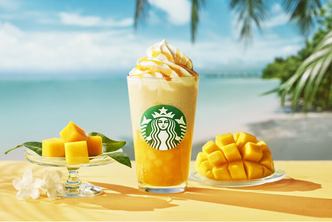 ごろごろとした食感とジューシーなマンゴー果肉を存分に味わう『オリエンタル マンゴー & ティー フラペチーノ(R)』などまるでアジアンリゾート気分を味わえるビバレッジが5月28日(水)より発売