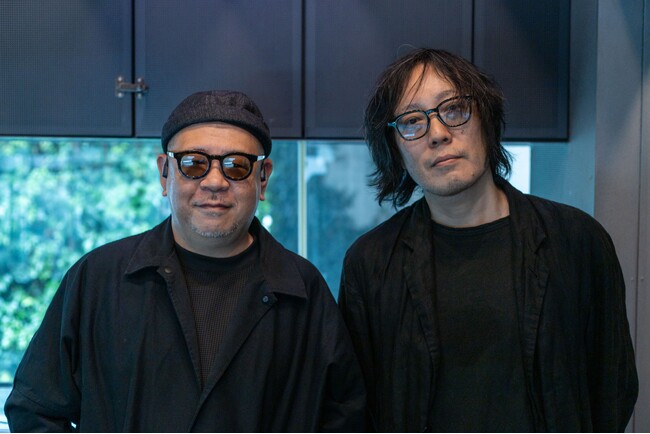 漫画家・井上三太と小説家・燃え殻が対談。90年代の東京カルチャーを背景に、創作の原点や変化、“今の自分”と向き合う姿を語る。J-WAVE『BEFORE DAWN』5/23(金)放送