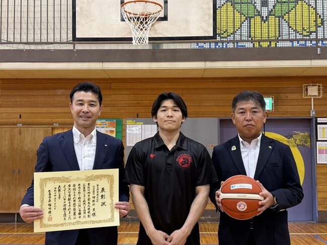 久喜市にバスケットボールを寄贈しました！～埼玉県内の学校へバスケットボールを寄贈する「WILD POWER PROJECT」～