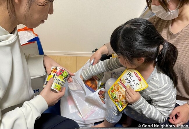 「230円の社食も高い」 当事者が語る、“今起きている”貧困の実態　フルタイム就労でも低収入、食を諦める母――困窮する親子の暮らしとは？ 【ひとり親家庭の声】