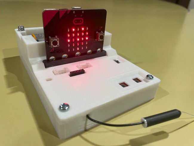 ドローンプログラミング教材『Tello-Bridge（テロブリッジ）』を金沢市内で使用