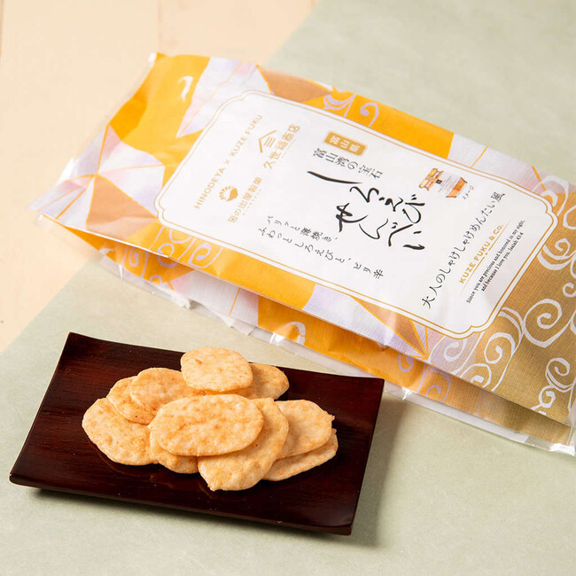 【久世福商店×日の出屋製菓】「しろえびせんべい 大人のしゃけしゃけめんたい風」を新発売！富山銘菓と人気のごはんのお供がコラボ