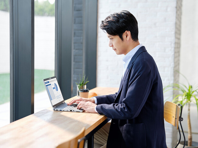 ビジネスもレッツノートもAIで次の時代へ、個人店頭・パナソニックストアプラス向け12.4型高性能モバイルパソコン レッツノート「SC」を発売