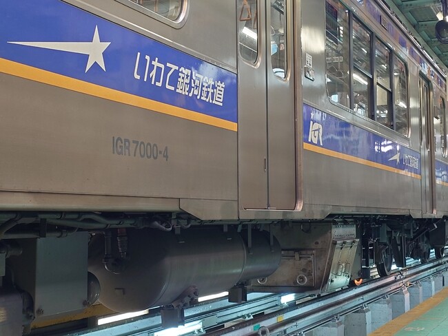 第三セクター初!IGR所有の車両への線路設備モニタリング装置の導入について