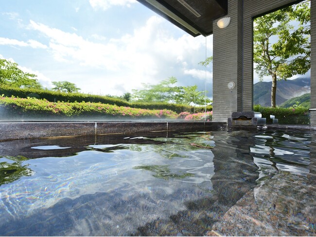 【2025年6月4日オープン】箱根仙石原に絶景の癒し宿が誕生！ ホテルライクに過ごすコンドミニアム｜フォートリート箱根仙石原
