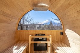 富士山ビューのバレルサウナ