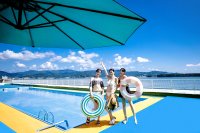 奥浜名湖のビーチに建つ「ホテルリステル浜名湖」　青空すれすれのスカイプールをリニューアル！6月28日より浜名湖最速でプール営業開始