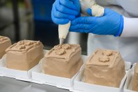 トップス、関西・近畿へ本格進出！「あべのハルカス近鉄本店」にケーキ・焼菓子販売店を6月25日(水)にオープン