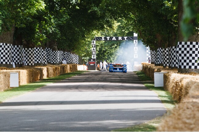 タグ・ホイヤー、公式タイムキーパーとしてグッドウッド・フェスティバル・オブ・スピードに復帰