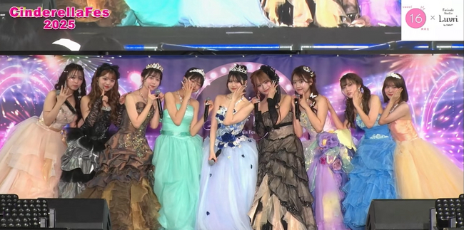 『sweet16委員会』がシンデレラフェス2025のランウェイに華やかなドレス姿で登場！