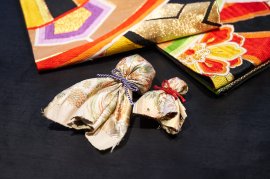 西陣織のてるてる坊主作成体験 西陣織のてるてる坊主作成体験