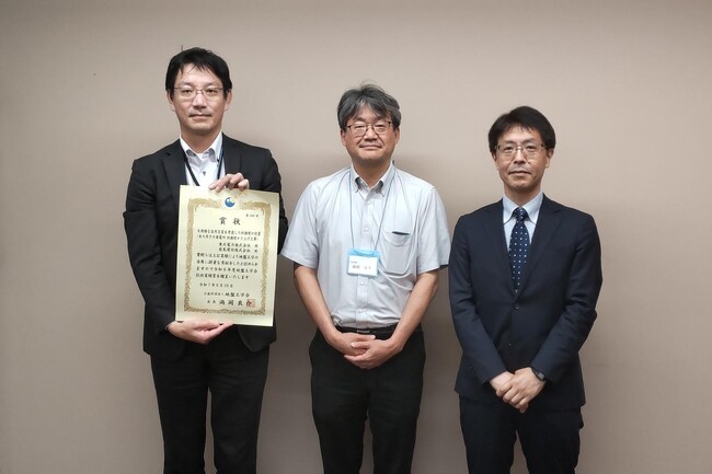 -東北電力が「土木学会賞」「地盤工学会賞」を初受賞- 女川原子力発電所防潮堤かさ上げ工事 ～国内最高水準・海抜約29mの防潮堤が高評価～