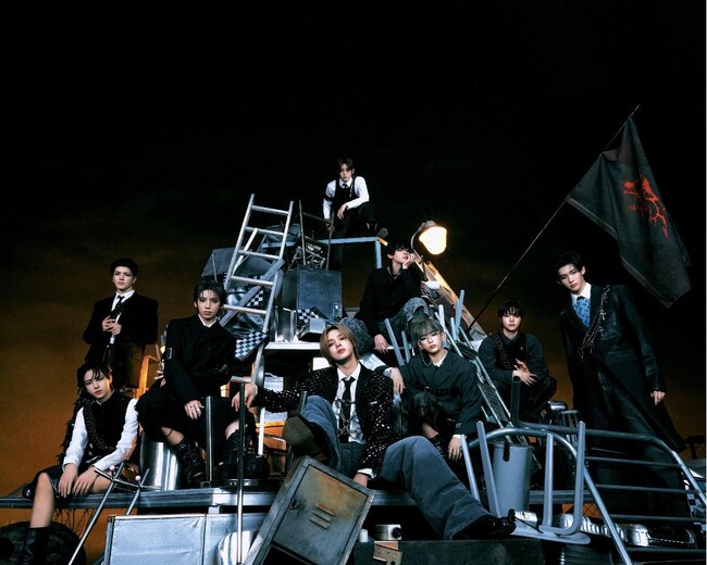 &TEAM 3rd SINGLE 「Go in Blind (月狼)」発売記念、＆TEAMメンバーの描き下ろしイラストを使用したアイテムが登場！