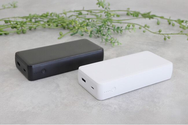 USB Type-C＆USB Type-Aで2台同時充電も可能な大容量モバイルバッテリー OWL-LPB20016シリーズを発売。