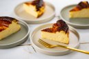 ヨード卵・光の濃厚バスクチーズケーキカット ヨード卵・光の濃厚バスクチーズケーキカット