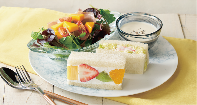 【果実屋珈琲】期間限定「甘熟マンゴーと生ハムのサラダ 選べるサンドプレート」を販売