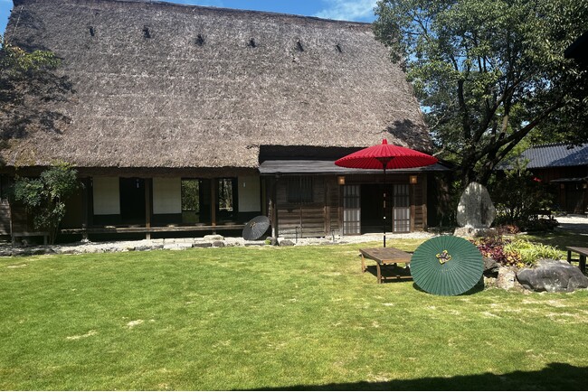 【愛知・瀬戸】家族で迎える“グランピングデビュー”！夏休みの思い出にBBQ・水遊び・花火体験｜今だけ早割最大15％OFF　ウッドデザインパーク瀬戸