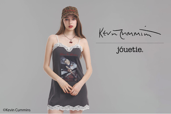 「jouetie(ジュエティ)」数多くのミュージシャンを撮りつづけている、音楽写真家『Kevin Cummins（ケヴィン・カミンズ）』とのコラボレーションアイテムを6月25日（水）から先行予約開始
