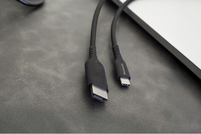 4K／60Hzの高画質な映像にも対応！USB Type-C to HDMI Type-Aケーブル OWL-CBCMHD01シリーズを発売。