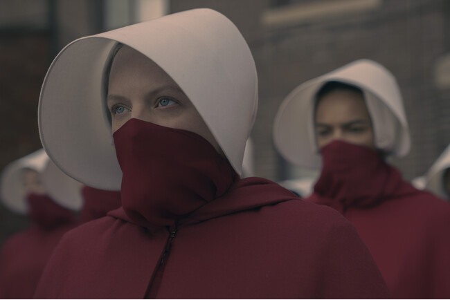 「ハンドメイズ・テイル／侍女の物語」ファイナルシーズン 壮大な結末へ向かう緊張感あふれる場面写真&特別映像解禁！