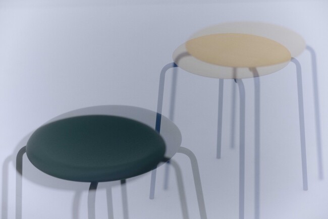 「BIOTOP」「bonjour records」が創業150年以上の歴史を誇るデンマーク老舗家具ブランド「FRITZ HANSEN」に初別注