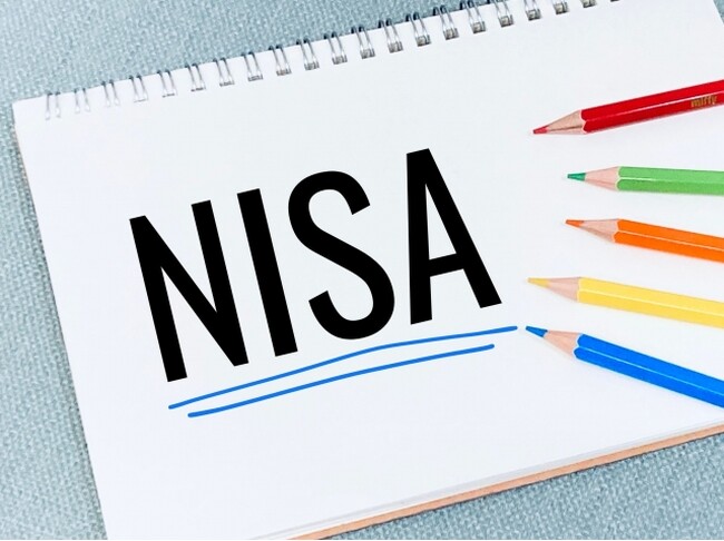 2025年 満足度の高い『NISA 証券会社/銀行』ランキング|-新NISA開始から2年目- 証券会社は【楽天証券】が2年連続総合1位 銀行は【三菱UFJ銀行】が初の総合1位 (オリコン顧客満足度(R))
