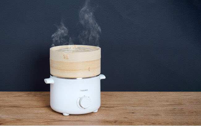 竹を使ったせいろで本格蒸し料理が、コンロを使わず手軽に楽しめる『卓上鍋としても使える電気せいろ蒸し器』を発売