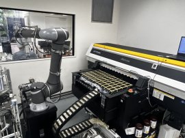 初号機として導入されたロボットアーム