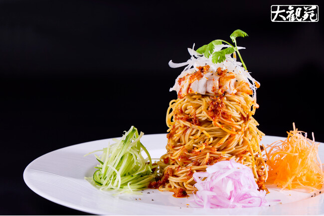 “竜巻”級にほとばしる旨み！関西食材が映える、夏の「ご褒美冷麺」登場！