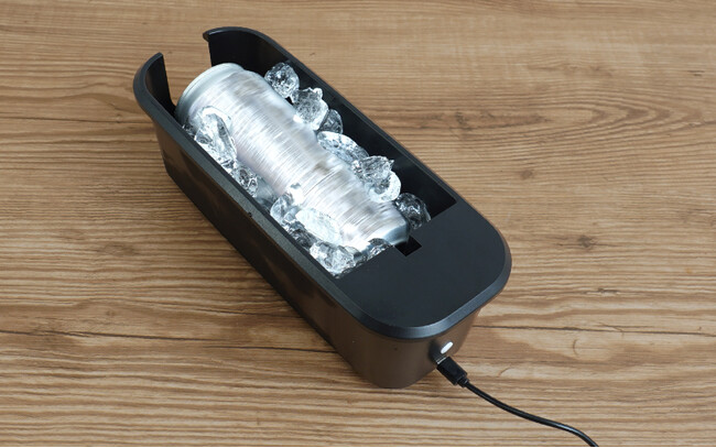 缶飲料が約2分でキンキンに　冷やし忘れや急な来客も怖くない『USBぐるぐる缶クーラー』を発売