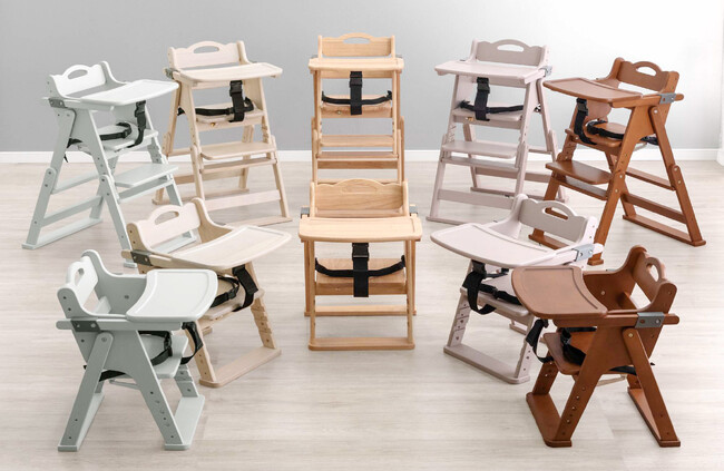 2WAY仕様のベビーチェアが新登場!天然木のあたたかみのあるデザインと豊富なカラバリ