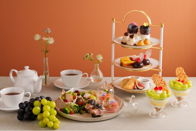 【仙台ロイヤルパークホテル】 初秋を味わう ぶどう狩りアフタヌーンティーセット／ロビーラウンジ「フォンテーヌ」