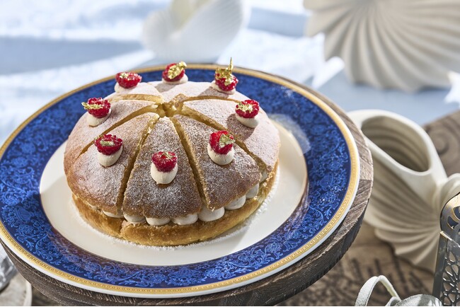 【ザ・リッツ・カールトン大阪】「アフタヌーンブッフェ -サマー シーサイド アドベンチャー with パディントン(TM)-」と「ガーデンワルツアフタヌーンティー」2種のサマープロモ―ションを開催