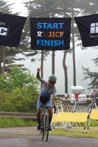 【東京都市大学】自転車競技同好会の阿見寺俊哉選手が「第40回全日本学生選手権 個人ロードレース大会」で優勝