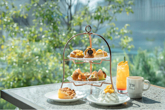 人気デザートが選べる「THE 7th アフタヌーンティー」が新登場。都会のテラスダイニングで過ごす、ご褒美タイムを/ザ ロイヤルパークホテル アイコニック 名古屋