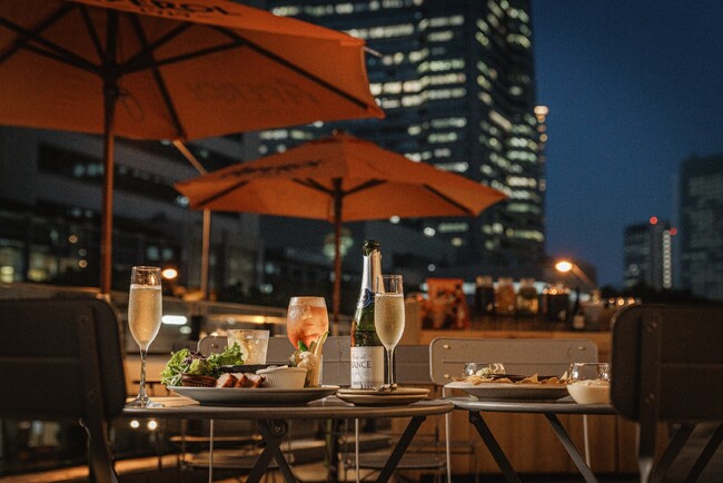 2025年もオープン！「みなとみらいビアテラス -Groovy terrace-」7/19(土)・20(日)の2日間、音楽ライブイベント開催！