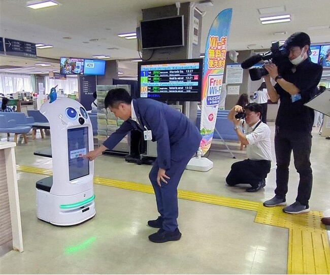 エクセディのNeibo、市役所に初出勤！　戸田市役所でNeiboに搭載した生成AIを活用し、音声会話を通じて窓口までの案内をお手伝い