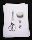 Sudio N3 Pro クロームホワイト ライフスタイル Sudio N3 Pro クロームホワイト ライフスタイル